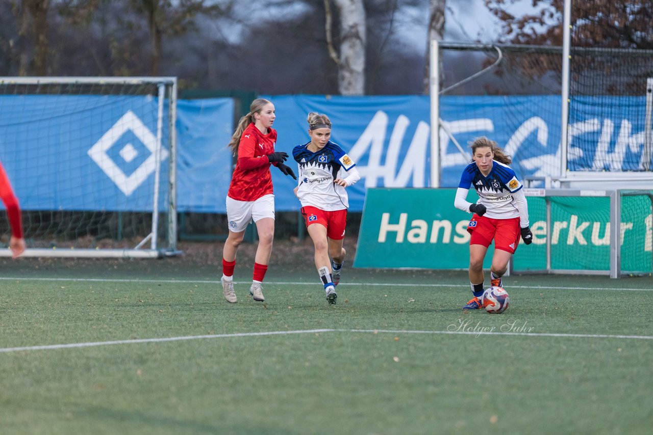 Bild 451 - wBJ Hamburger SV - Holstein Kiel : Ergebnis: 8:0